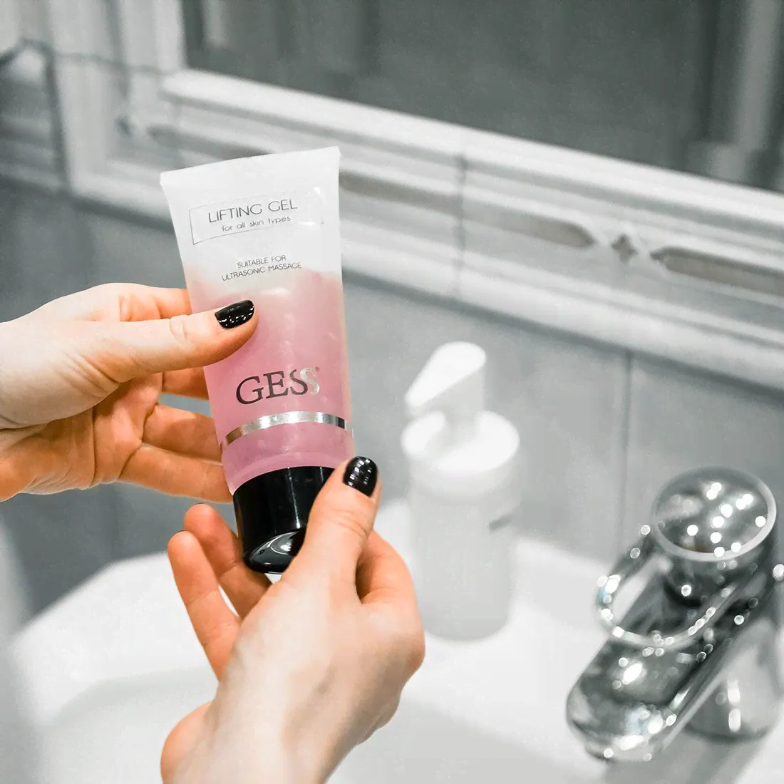 Лифтинг-гель GESS Lifting Gel GESS-997 для всех типов кожи к УЗ чистке, 150мл-1